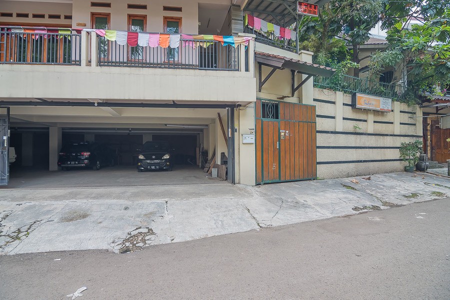 reddoorz near exit toll pasteur 3