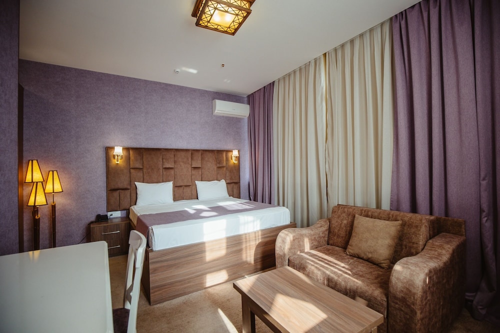 alison hotel baku