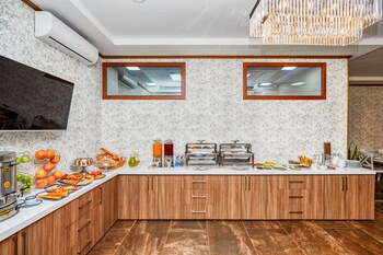 alison hotel baku