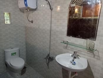 cuc phuong hotel