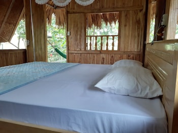 cuc phuong hotel