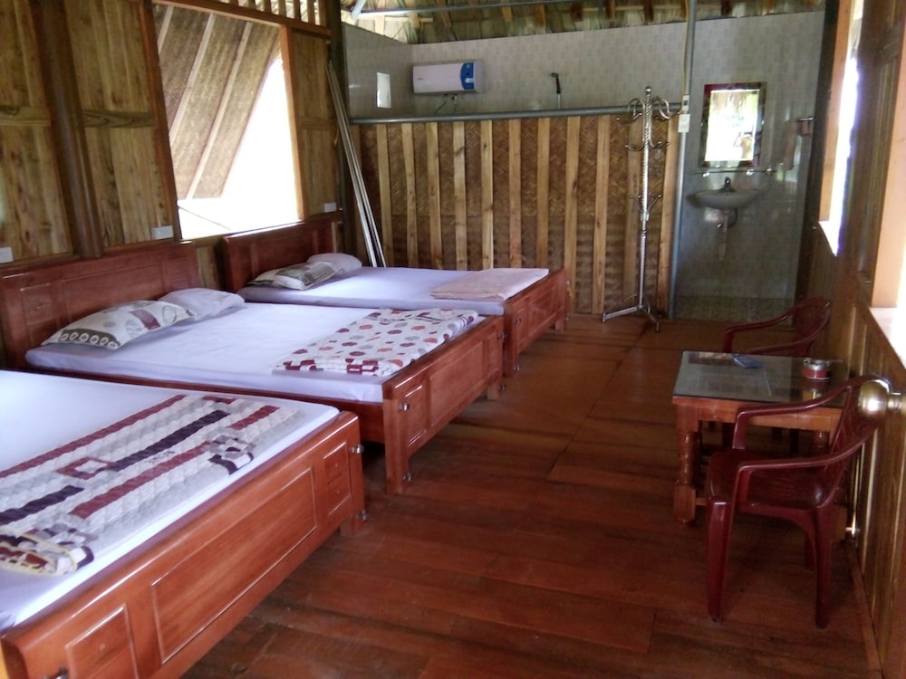 cuc phuong hotel