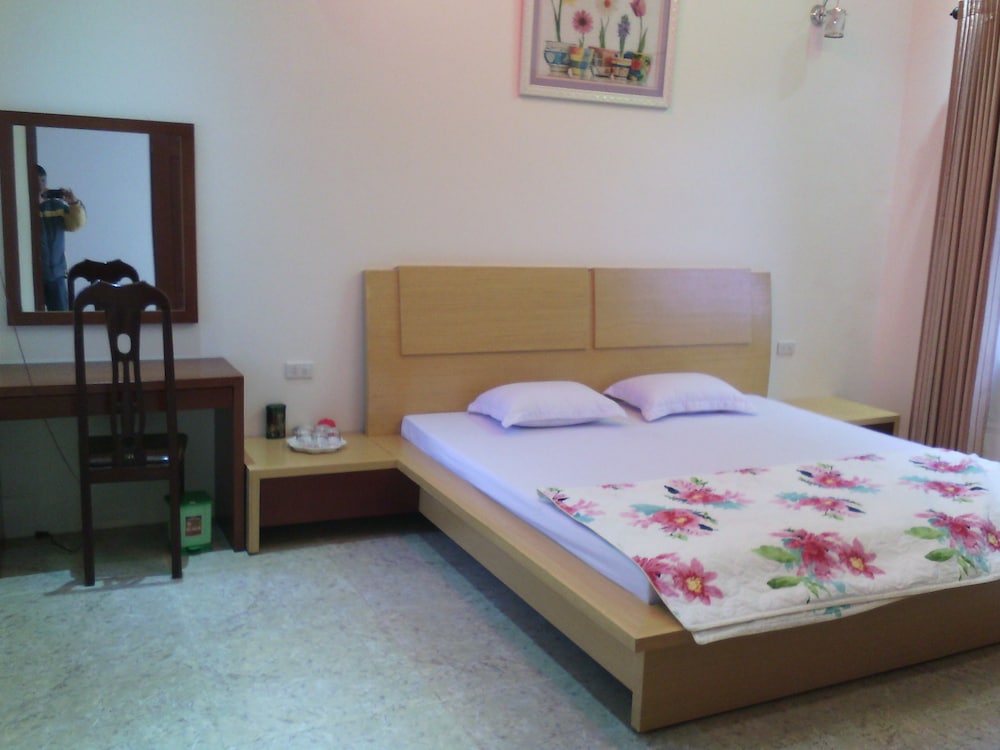 cuc phuong hotel