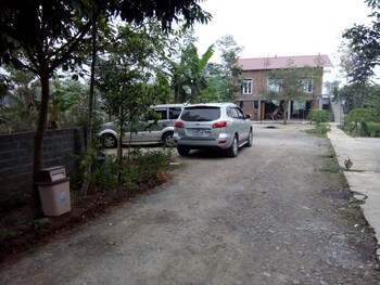 cuc phuong hotel