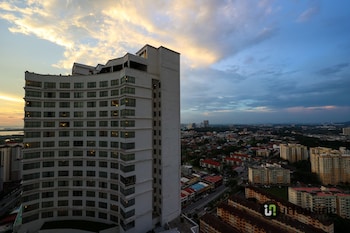 silverscape executive malacca by i housing