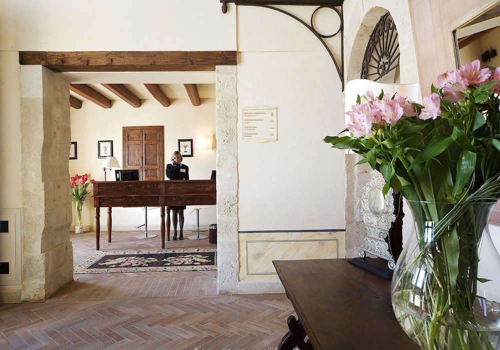 algila ortigia charme hotel