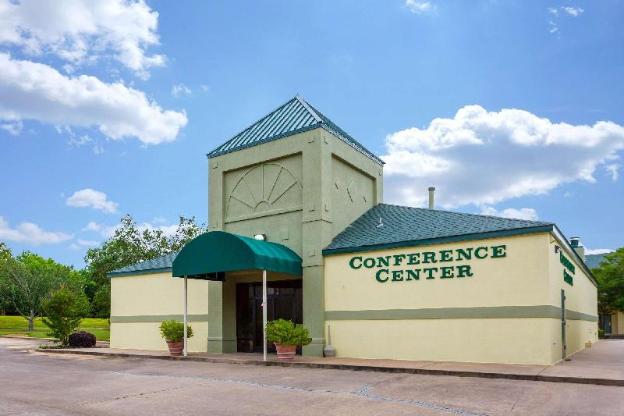 quality inn and conference center