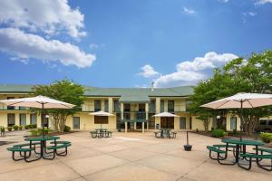 quality inn and conference center