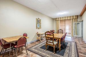 quality inn and conference center