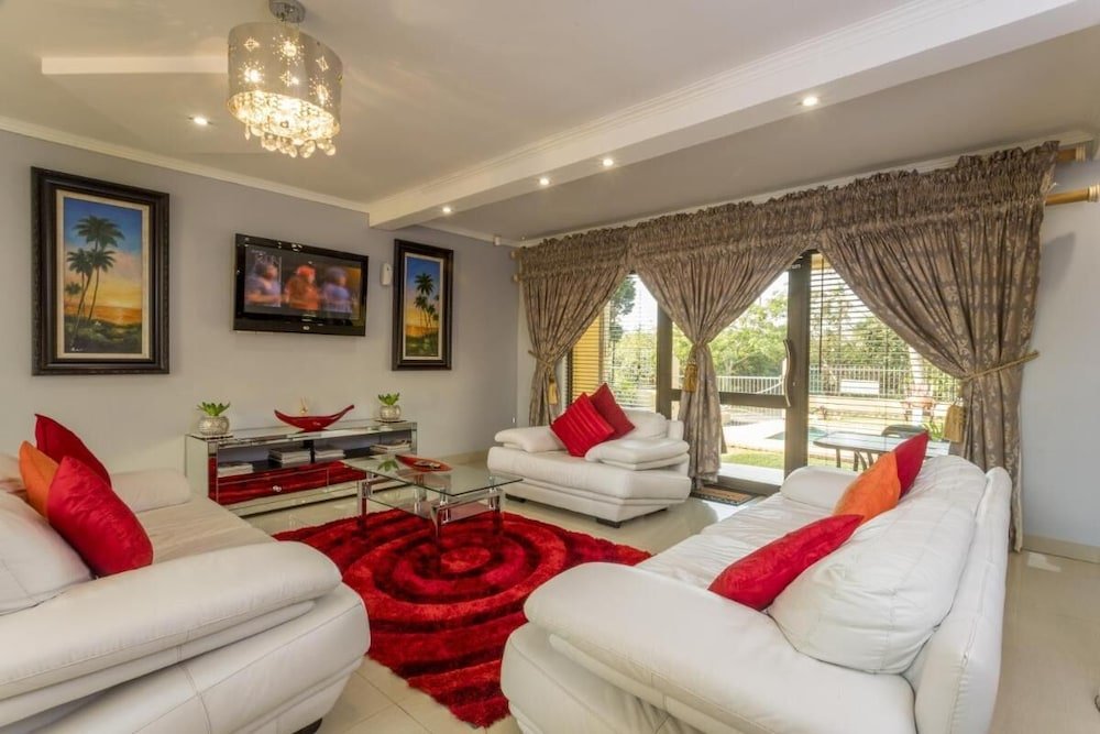 ezulwini guest house executive double room with pool view