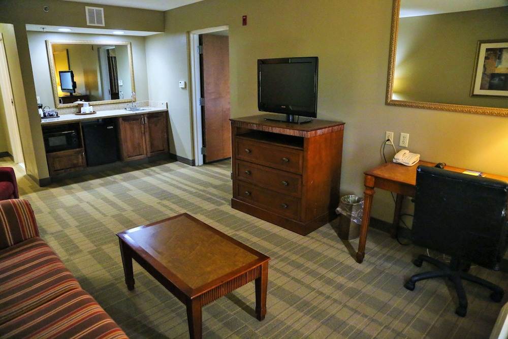 hampton inn and suites mccomb