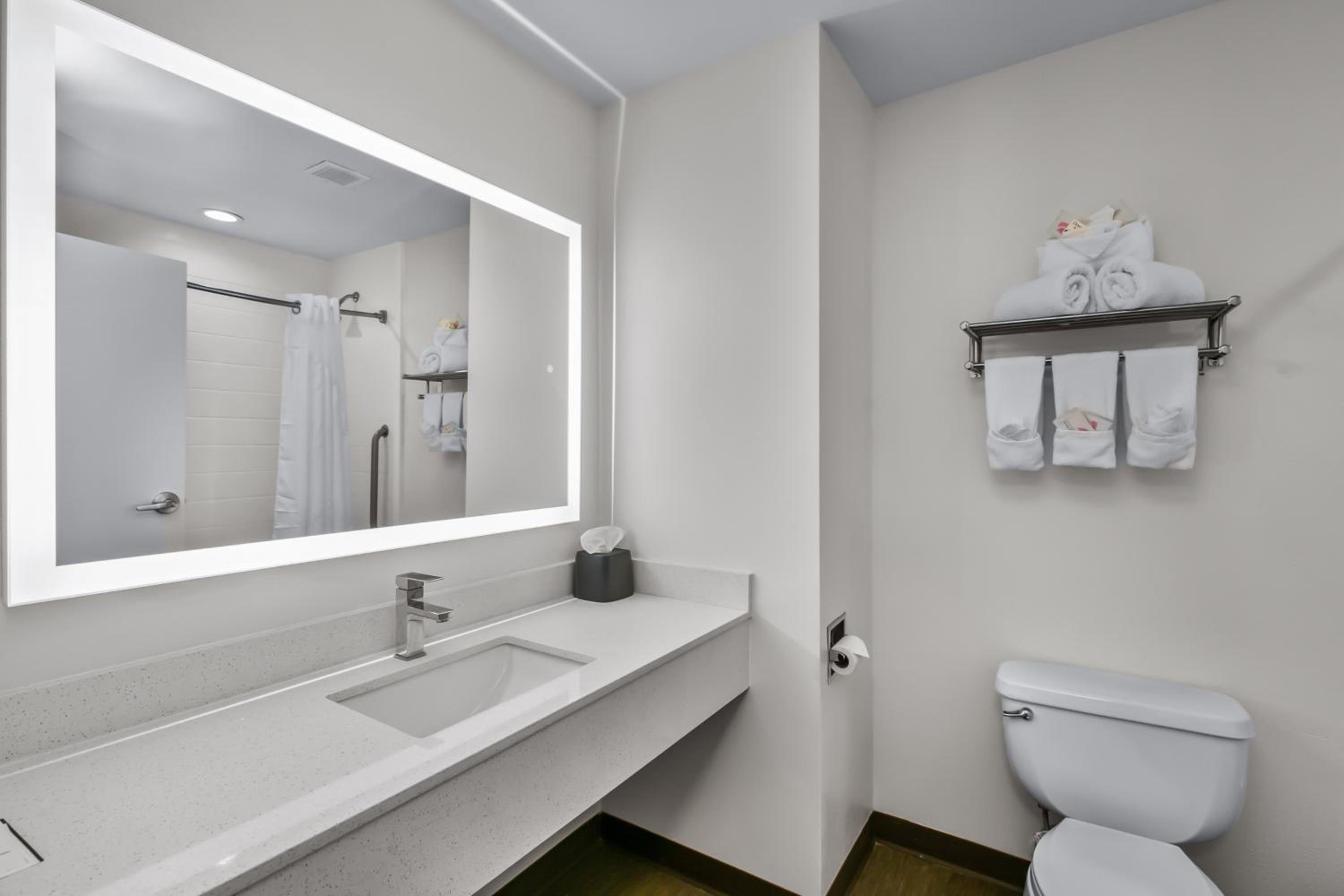 holiday inn express lucedale by ihg