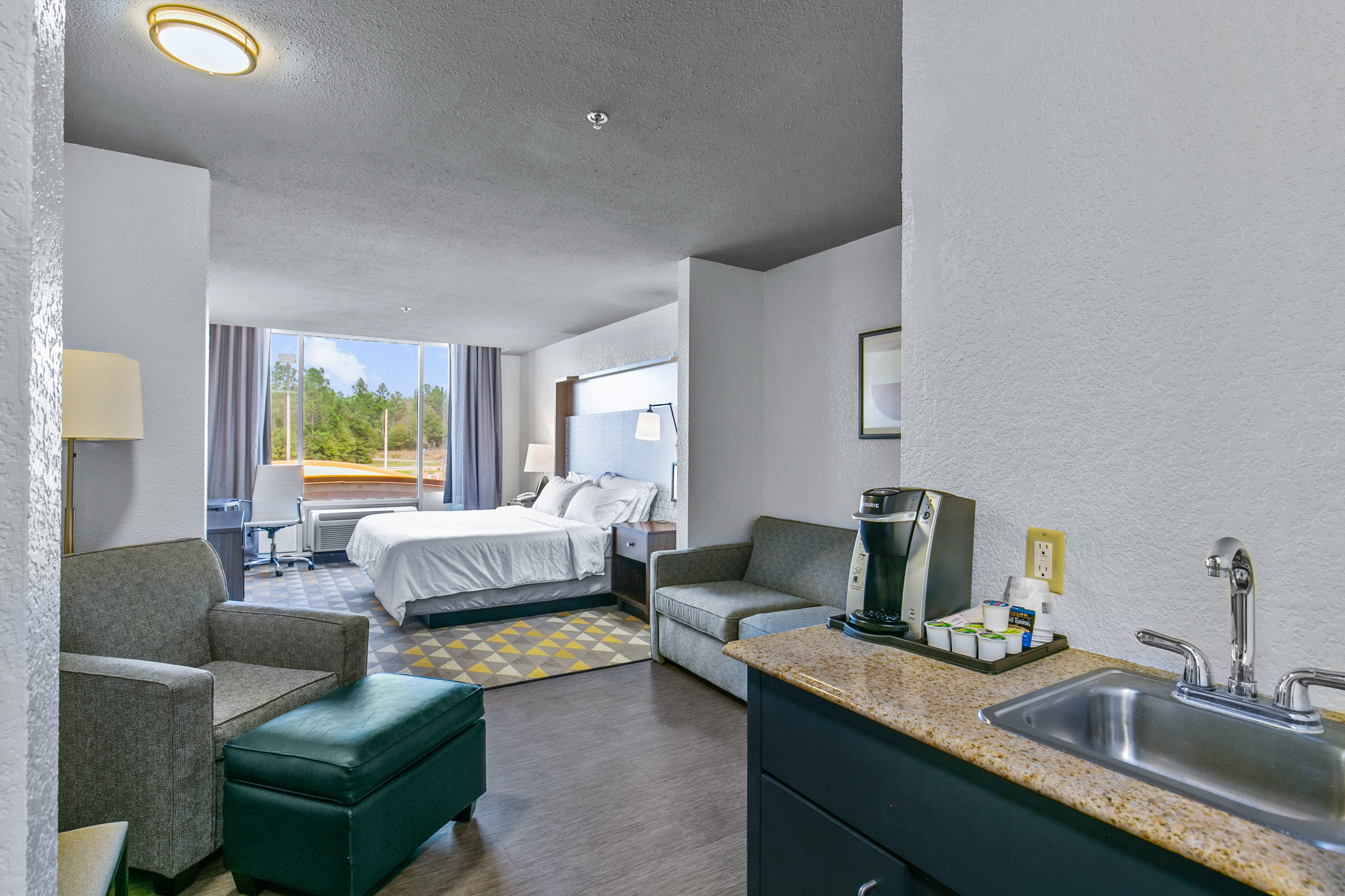 holiday inn express lucedale by ihg