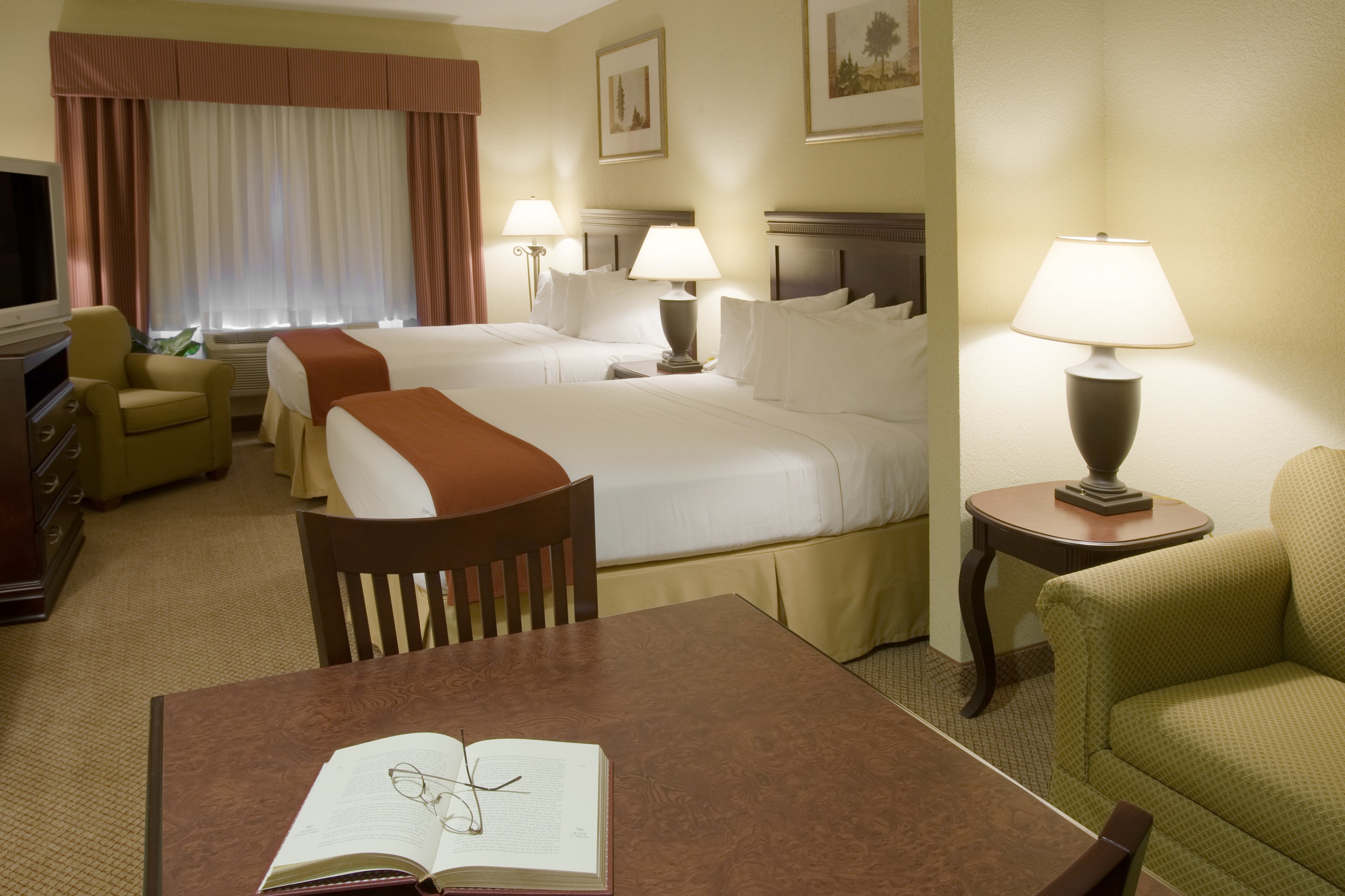 holiday inn express lucedale by ihg