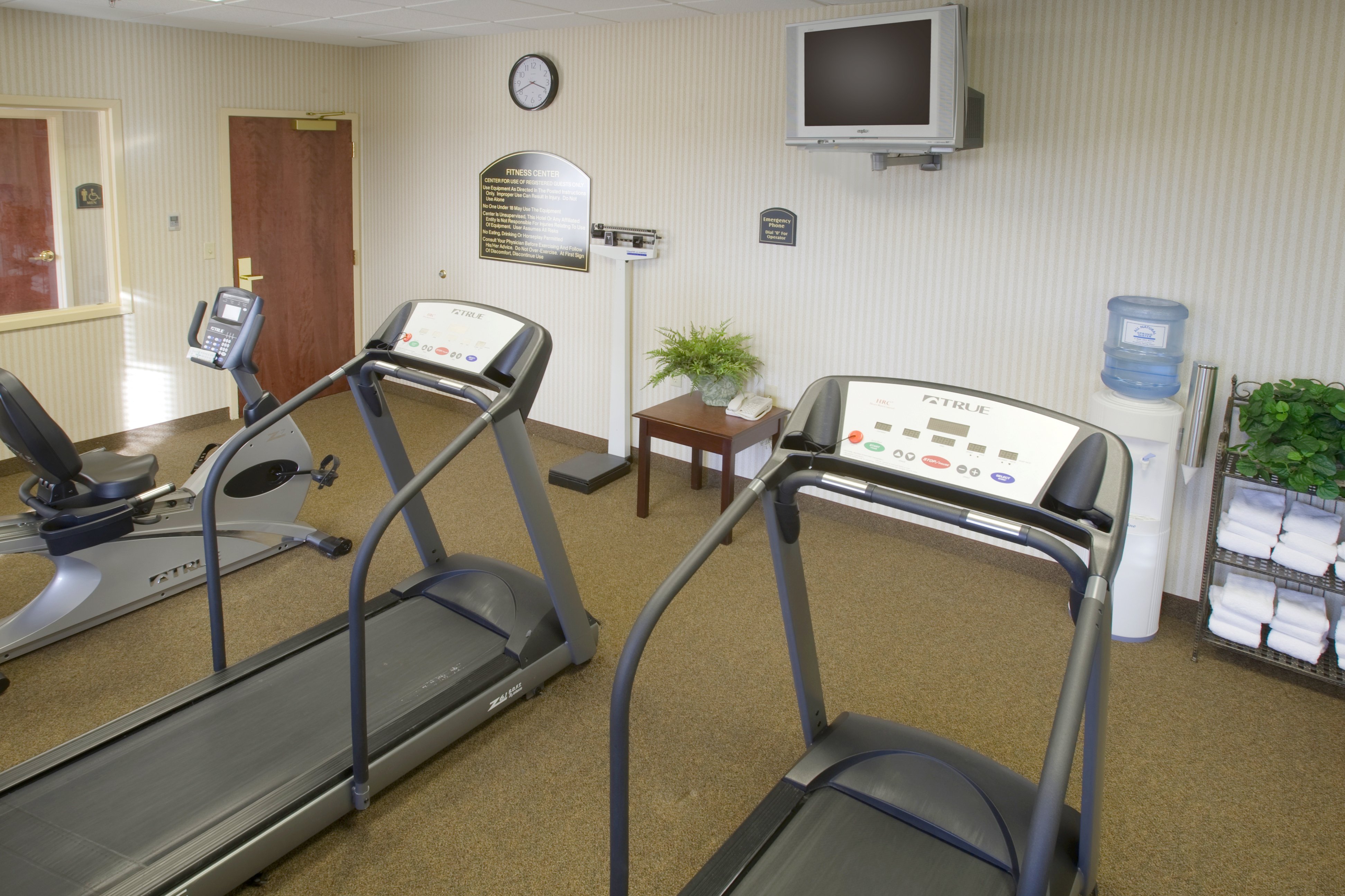holiday inn express lucedale by ihg