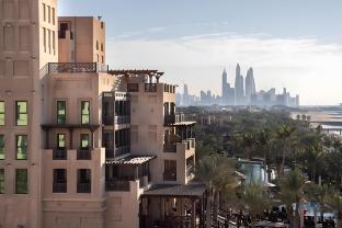 jumeirah mina a salam