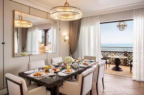 jumeirah mina a salam