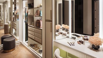 jumeirah mina a salam