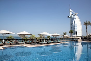 jumeirah mina a salam
