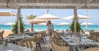 jumeirah mina a salam