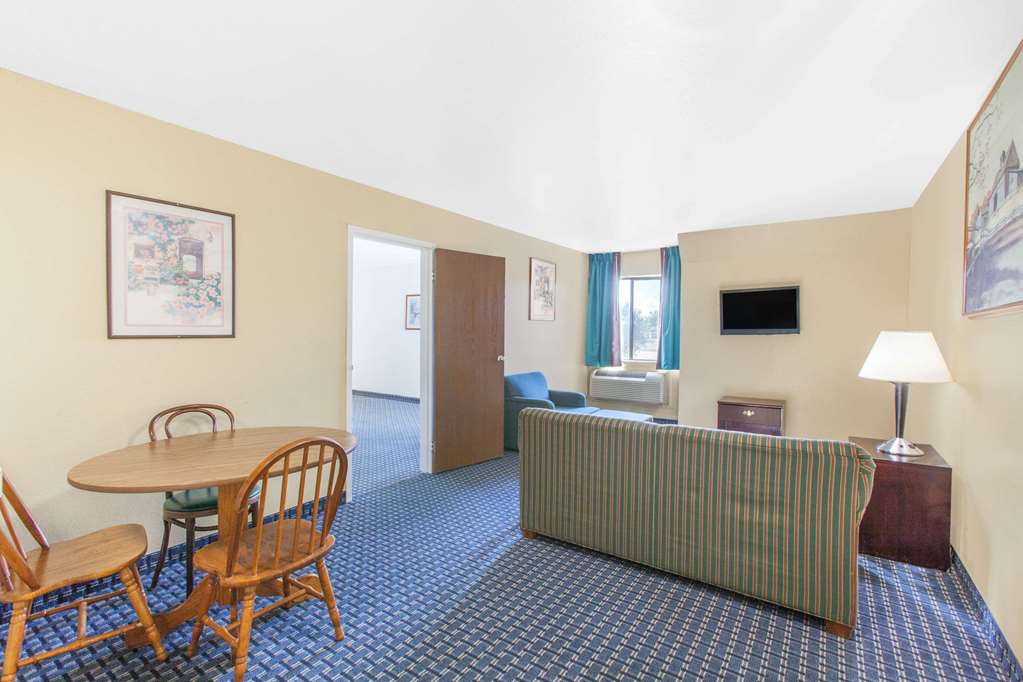 super 8 by wyndham sallisaw