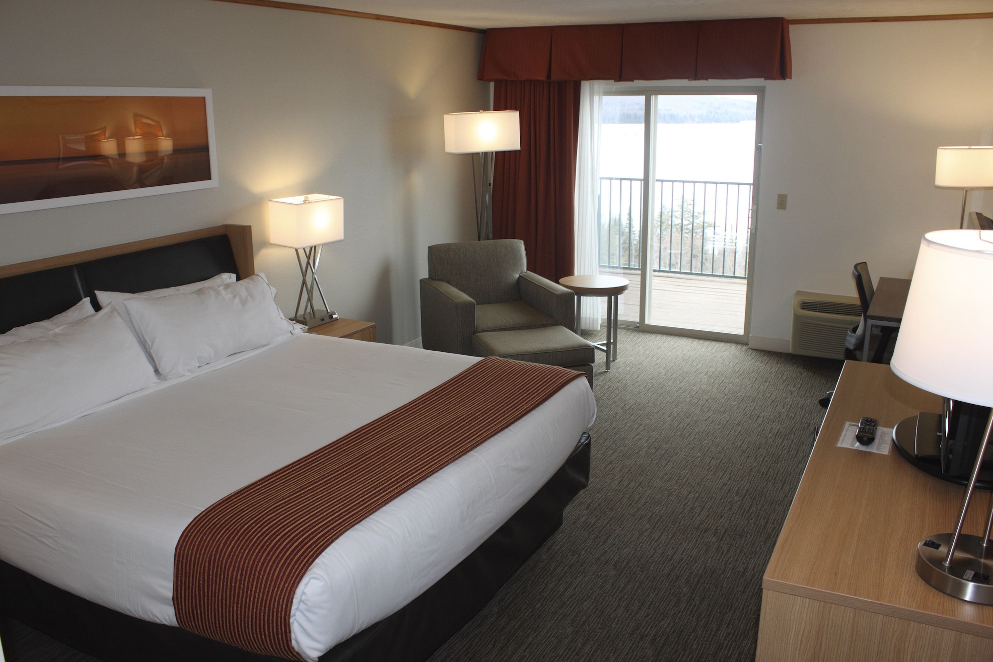holiday inn express munising lakeview by ihg