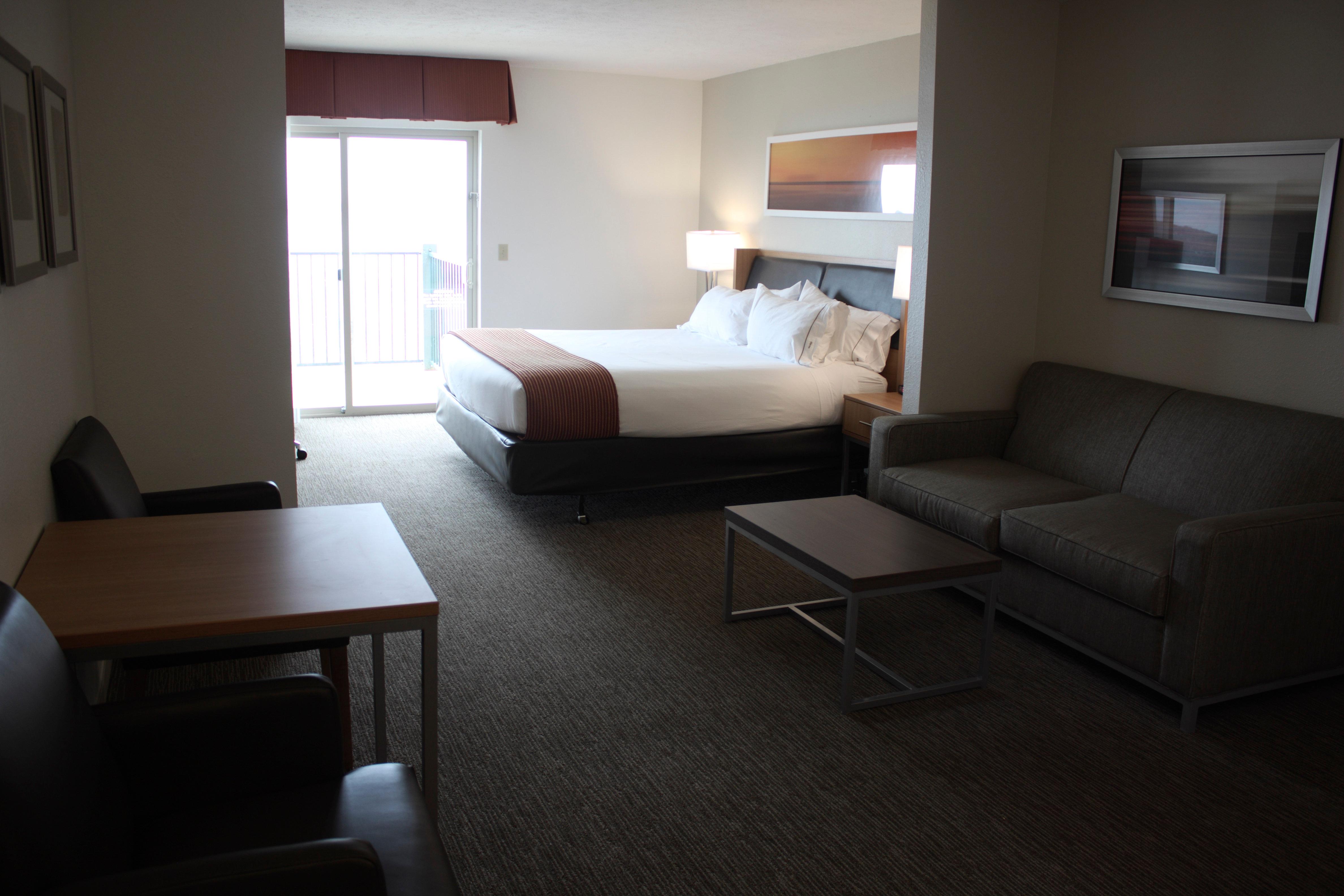 holiday inn express munising lakeview by ihg