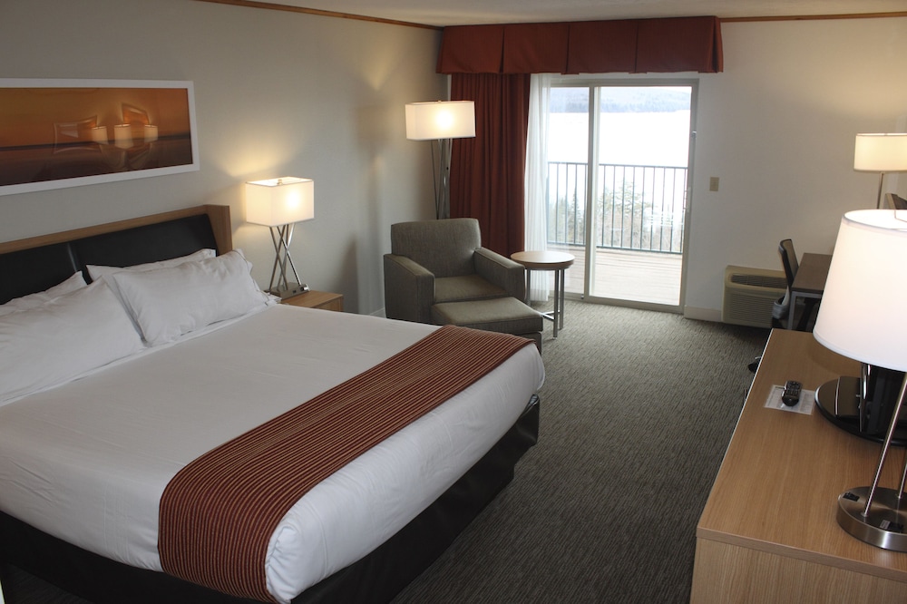 holiday inn express munising lakeview by ihg