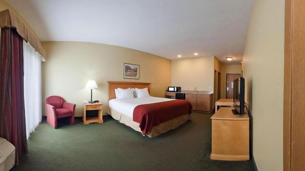 holiday inn express munising lakeview by ihg