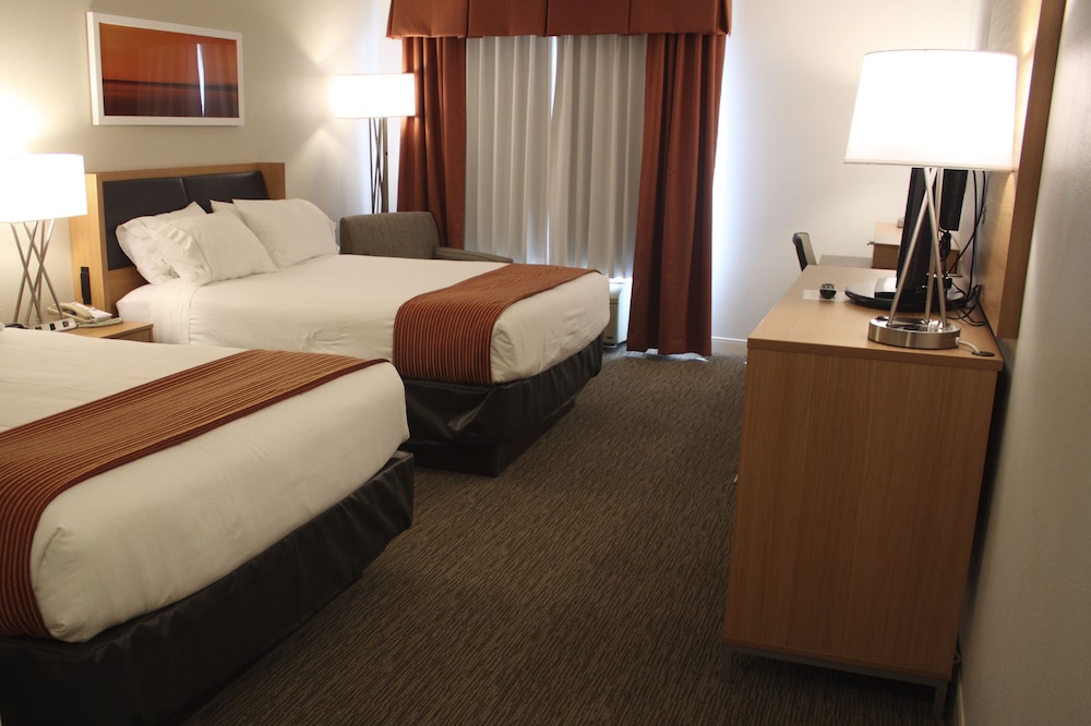 holiday inn express munising lakeview by ihg