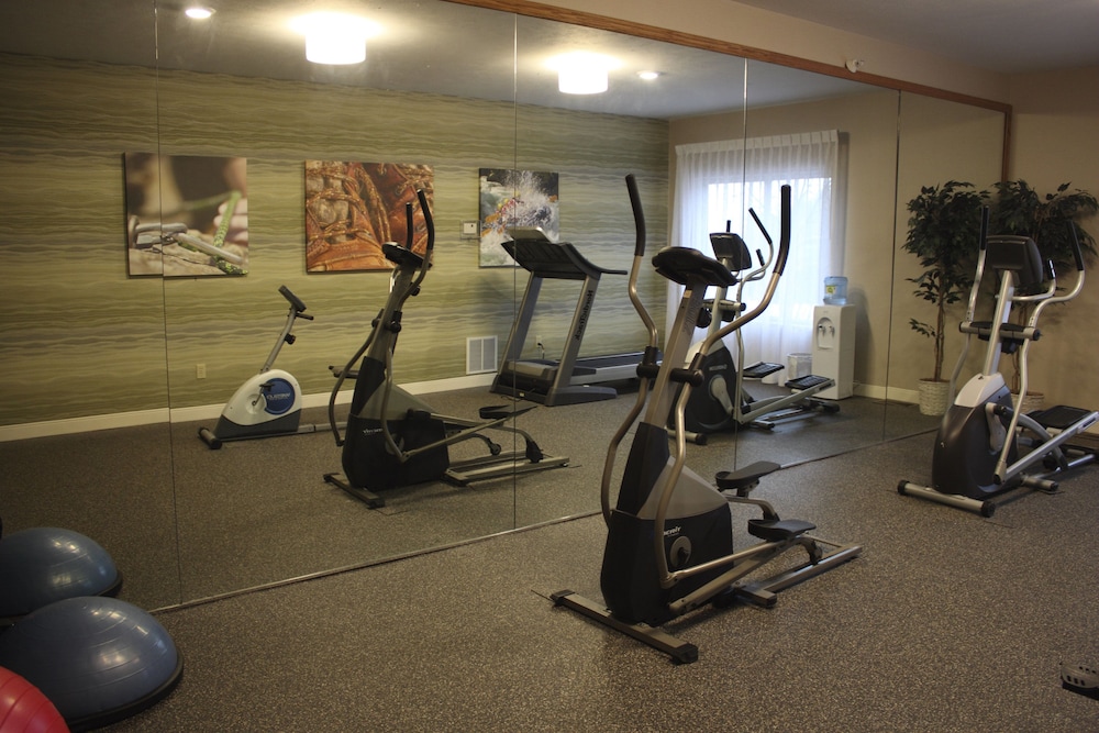 holiday inn express munising lakeview by ihg