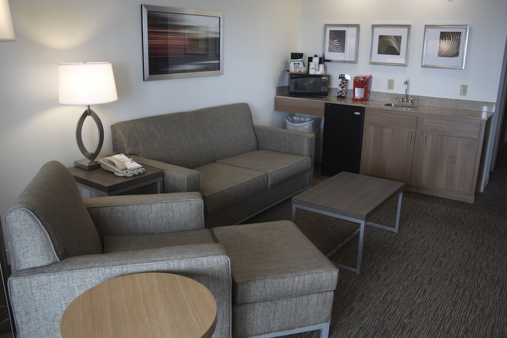 holiday inn express munising lakeview by ihg