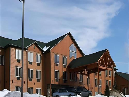 holiday inn express munising lakeview by ihg