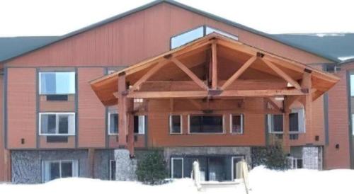 holiday inn express munising lakeview by ihg