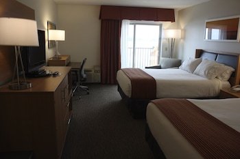 holiday inn express munising lakeview an ihg hotel