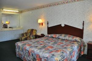 merrimac inn and suites