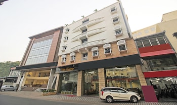 treebo trend sy elite residency