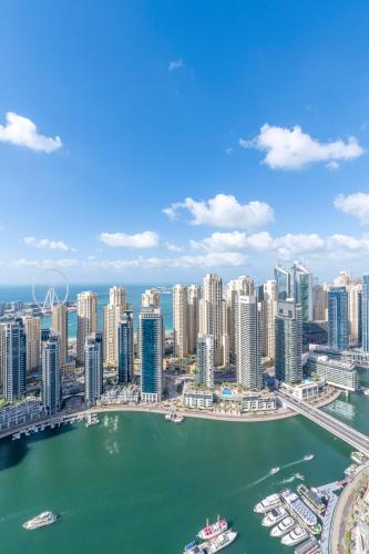 vida dubai marina and yacht club