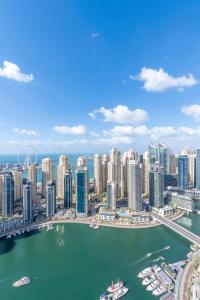 vida dubai marina and yacht club
