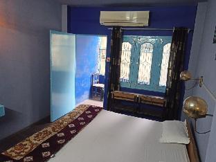 banaras rest house