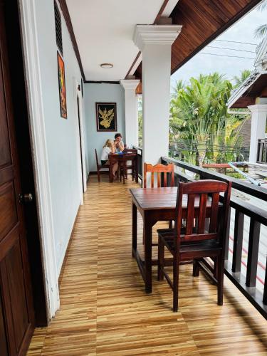 singharat boutique house