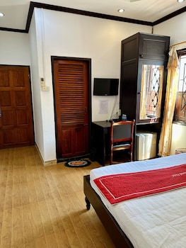 singharat boutique house