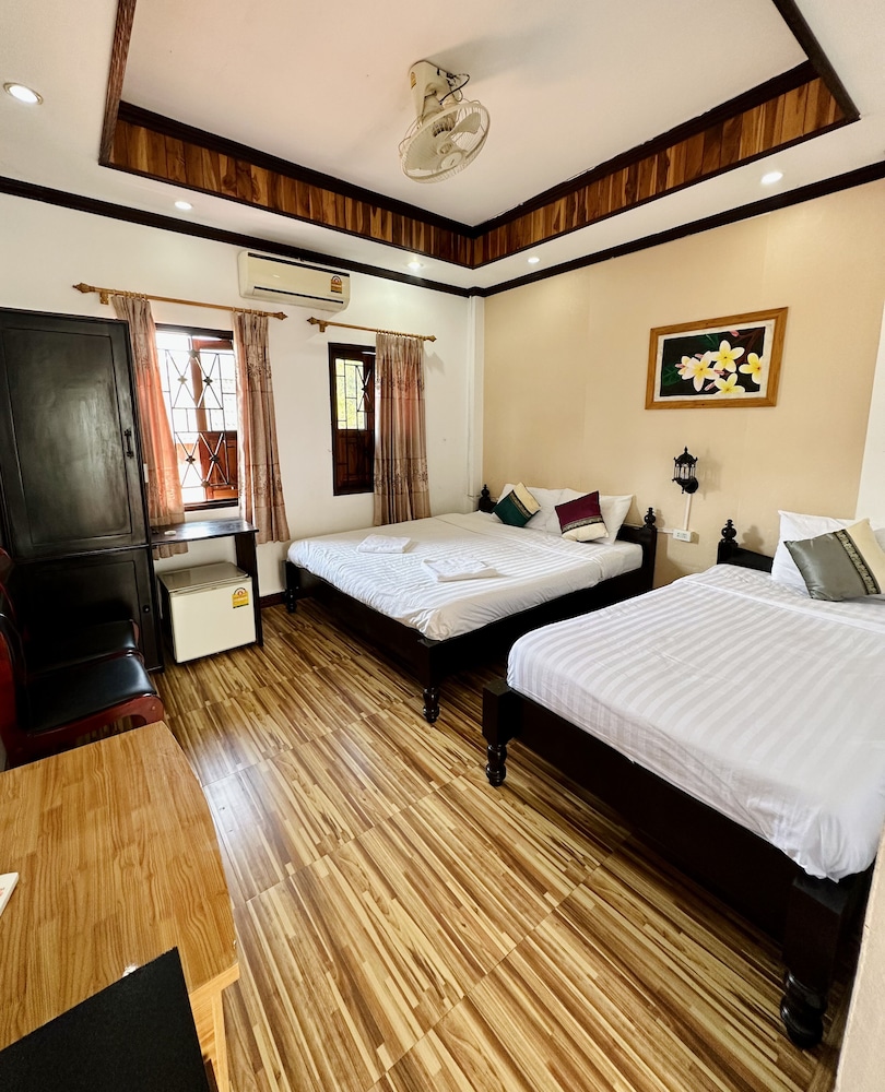 singharat boutique house