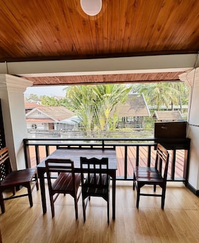singharat boutique house