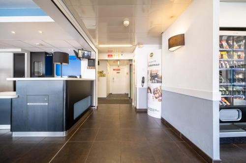 bandb hotel calais terminal cite europe 2 etoiles