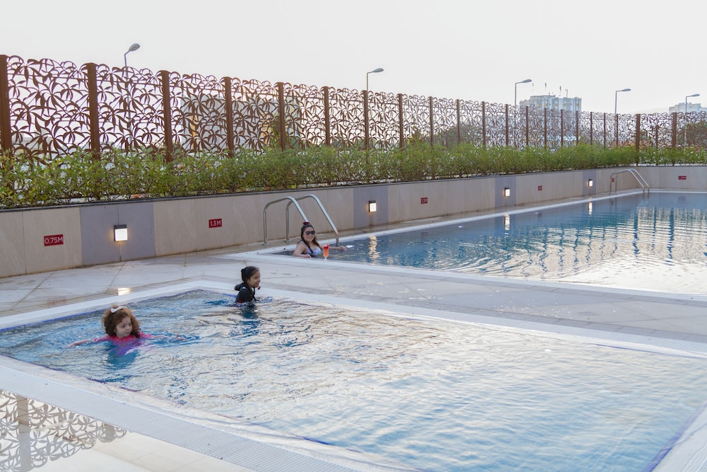 tulip inn majan hotel