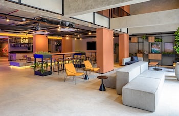 ibis plaza balneario camboriu