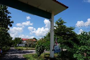 Commonwealth Hotel And Resort,,3 star