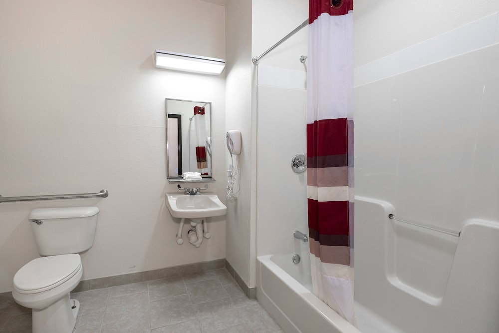 red roof inn hartselle