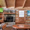 view private studio cabin hot tub relax honeymoon